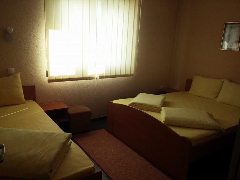 Hotel Djerdan Kraljevo Ngoại thất bức ảnh